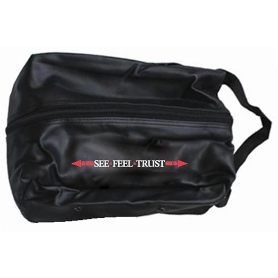 OnCourse Linear See Feel Trust Logo Shoe Bag 